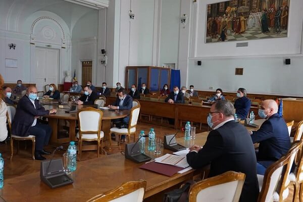 Subiectele abordate de ministrul Adrian Oros în vizita de lucru din judeţul Bihor - VIDEO